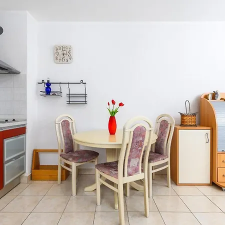 Lumi Near The Town Center Apartman Umag